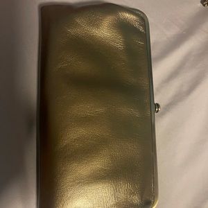 looks brand new. Hobo wallet